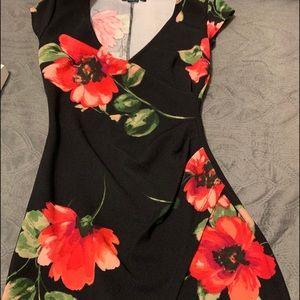 Floral v neck mini dress